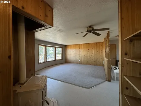 4 New Hope Farm Road Goldendale WA 98620