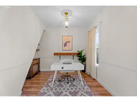 6101 SE 90th Avenue Portland OR 97266
