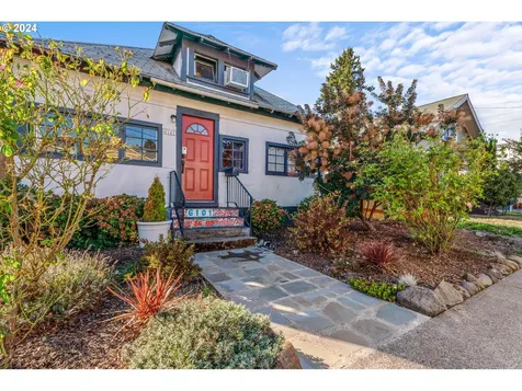 6101 SE 90th Avenue Portland OR 97266
