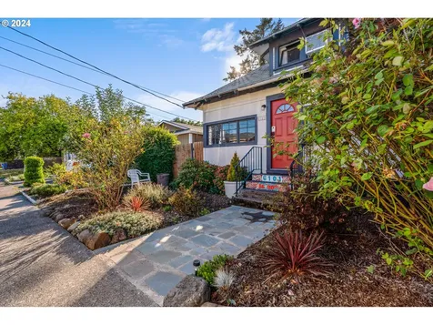 6101 SE 90th Avenue Portland OR 97266