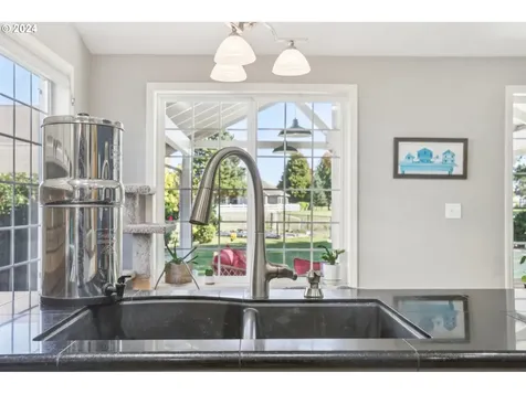 2438 Mulberry Avenue Longview WA 98632