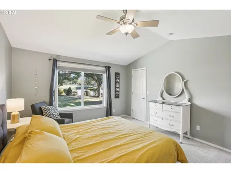 2438 Mulberry Avenue Longview WA 98632