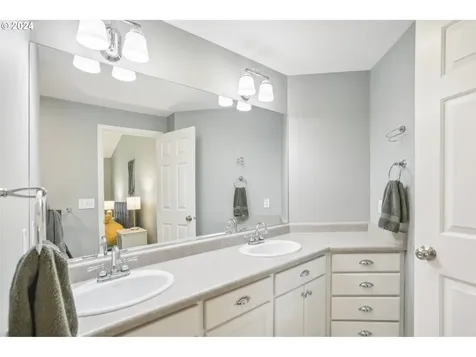 2438 Mulberry Avenue Longview WA 98632