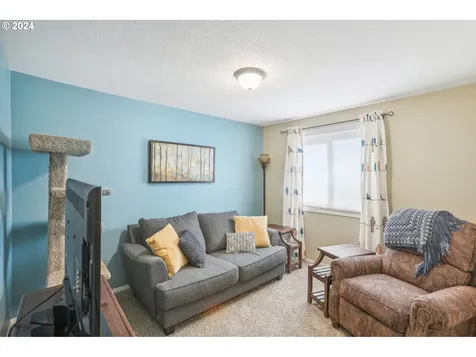 2438 Mulberry Avenue Longview WA 98632