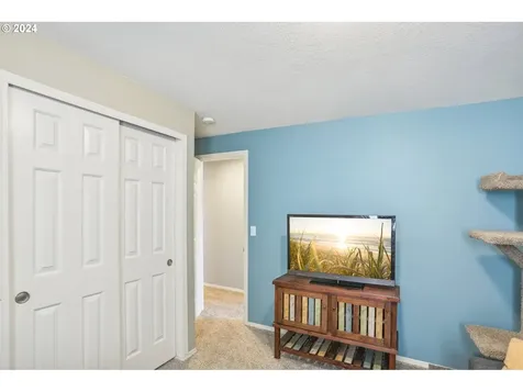 2438 Mulberry Avenue Longview WA 98632