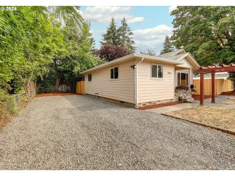 5817 Se Mitchell Street Portland OR 97206