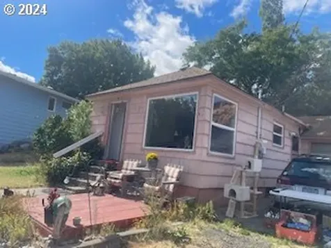 3214 W 10th Street The Dalles OR 97058
