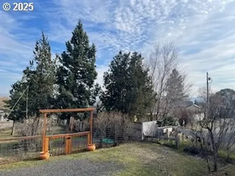 3214 W 10th Street The Dalles OR 97058