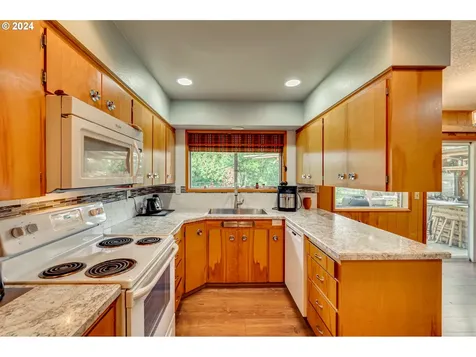 707 NW 2nd Avenue Battle Ground WA 98604