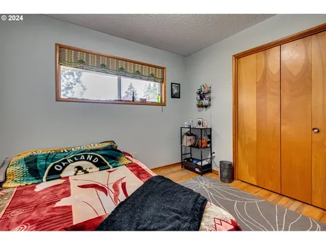 707 NW 2nd Avenue Battle Ground WA 98604