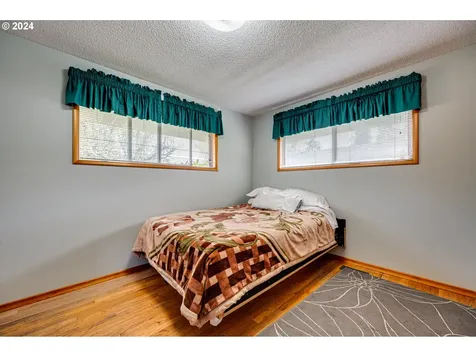 707 NW 2nd Avenue Battle Ground WA 98604