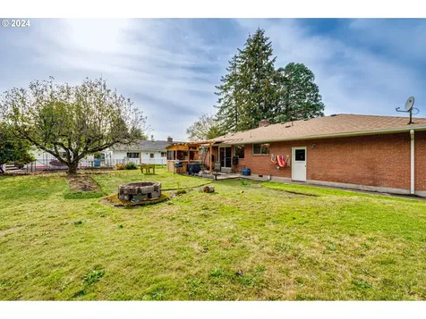 707 NW 2nd Avenue Battle Ground WA 98604