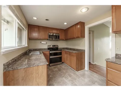 15000 NE 7th Street Vancouver WA 98684