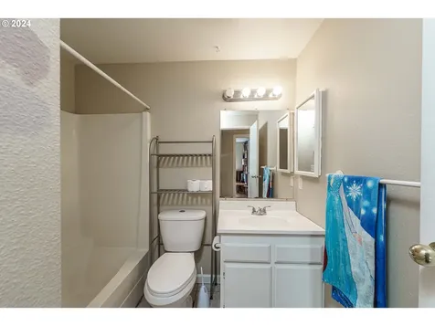 15000 NE 7th Street Vancouver WA 98684
