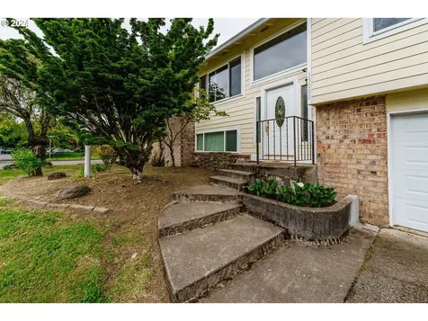 15000 NE 7th Street Vancouver WA 98684