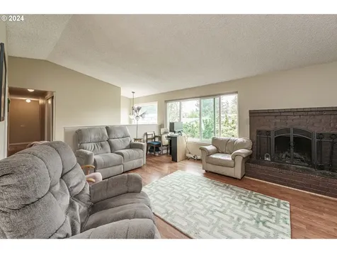 15000 NE 7th Street Vancouver WA 98684