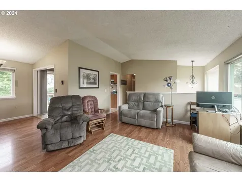 15000 NE 7th Street Vancouver WA 98684