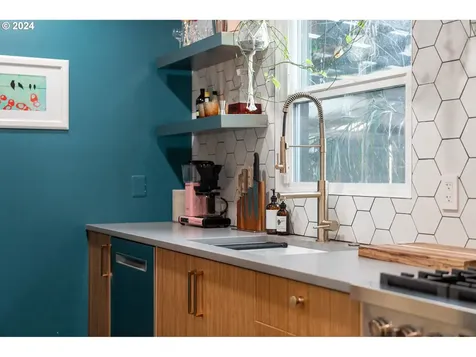 3555 Se 66th Avenue Portland OR 97206
