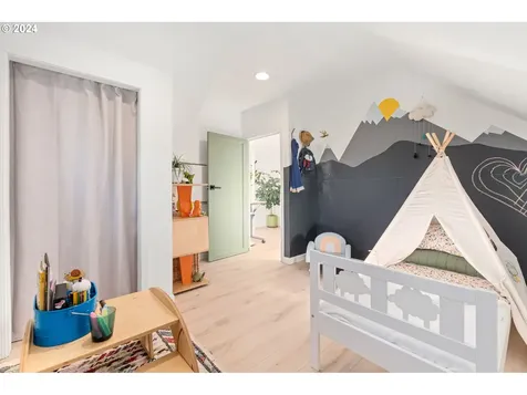 3555 Se 66th Avenue Portland OR 97206