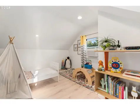 3555 Se 66th Avenue Portland OR 97206