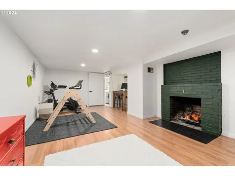 3555 Se 66th Avenue Portland OR 97206