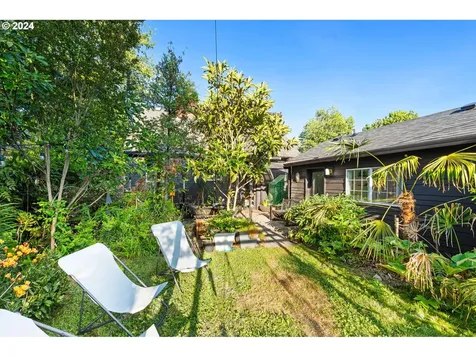 3555 Se 66th Avenue Portland OR 97206