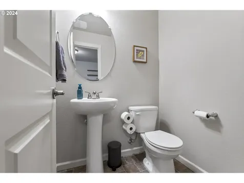 7178 Nw Elise Avenue Portland OR 97229