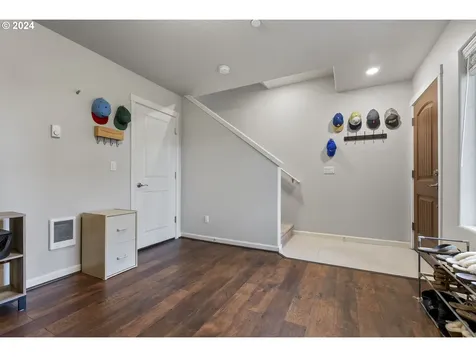 7178 Nw Elise Avenue Portland OR 97229