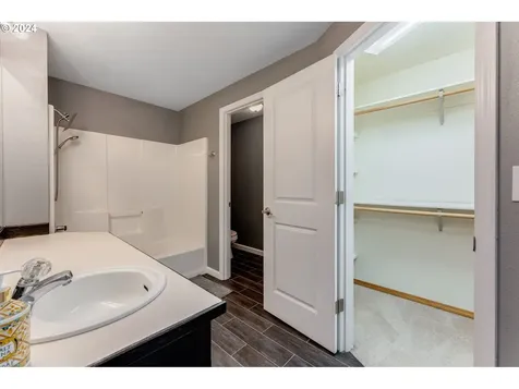 21449 Sw Cayuse Court Tualatin OR 97062
