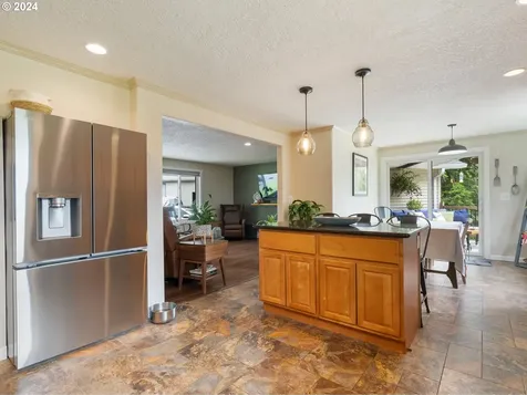 67678 Nicolai Road Rainier OR 97048