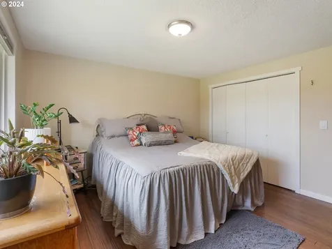 67678 Nicolai Road Rainier OR 97048
