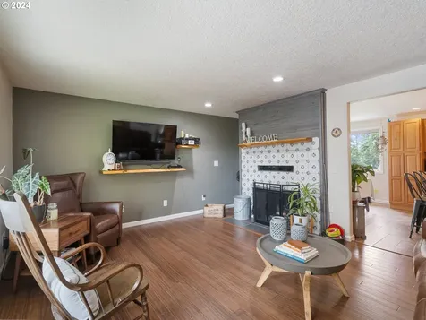67678 Nicolai Road Rainier OR 97048