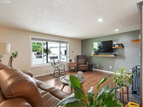 67678 Nicolai Road Rainier OR 97048