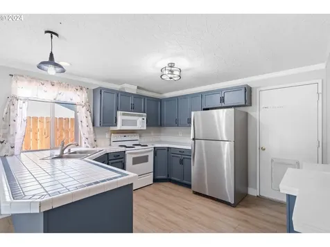 7602 Ne 157th Avenue Vancouver WA 98682