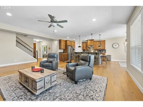 12506 Nw 31st Avenue Vancouver WA 98685
