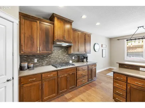 12506 Nw 31st Avenue Vancouver WA 98685