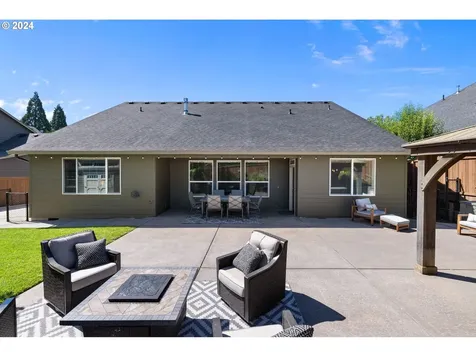 12506 Nw 31st Avenue Vancouver WA 98685