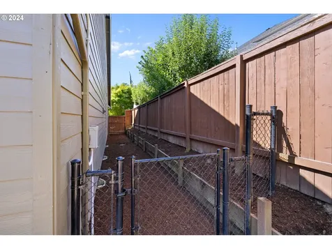 12506 Nw 31st Avenue Vancouver WA 98685