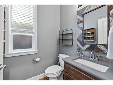 12506 Nw 31st Avenue Vancouver WA 98685