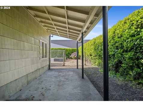2402 7th Street Tillamook OR 97141