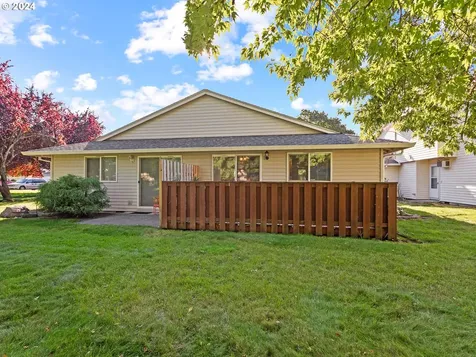 4011 Plomondon Street Vancouver WA 98661