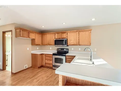 3501 N Ivy Drive Newberg OR 97132