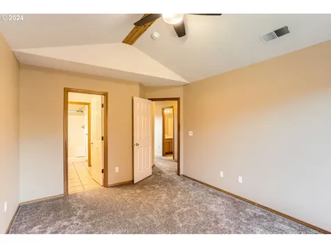 3501 N Ivy Drive Newberg OR 97132