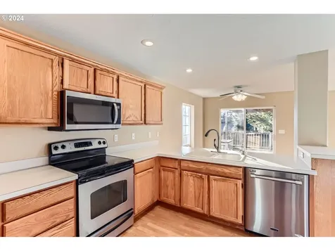3501 N Ivy Drive Newberg OR 97132