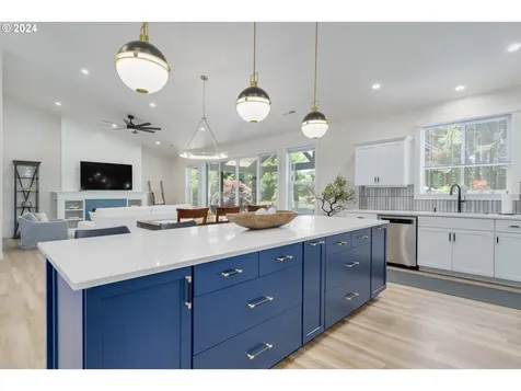 90292 Shore Lane Eugene OR 97402