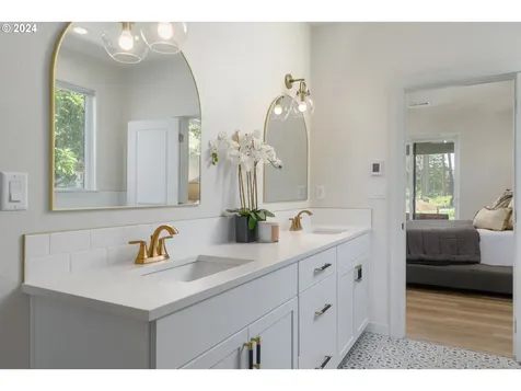 90292 Shore Lane Eugene OR 97402
