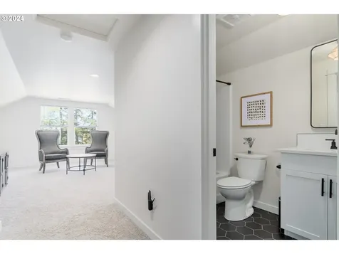 90292 Shore Lane Eugene OR 97402