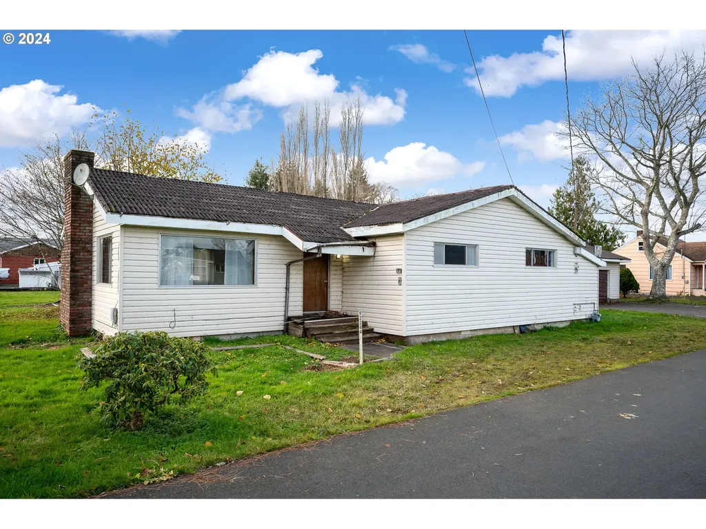92244 Nowlans Drive Astoria OR 97103