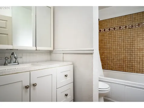 92244 Nowlans Drive Astoria OR 97103