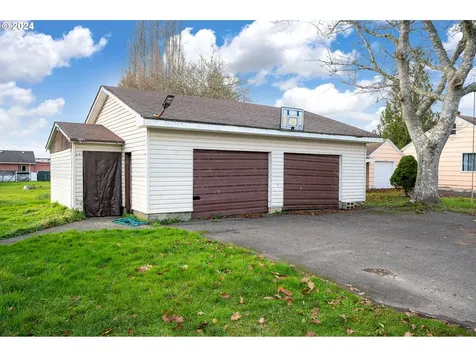 92244 Nowlans Drive Astoria OR 97103